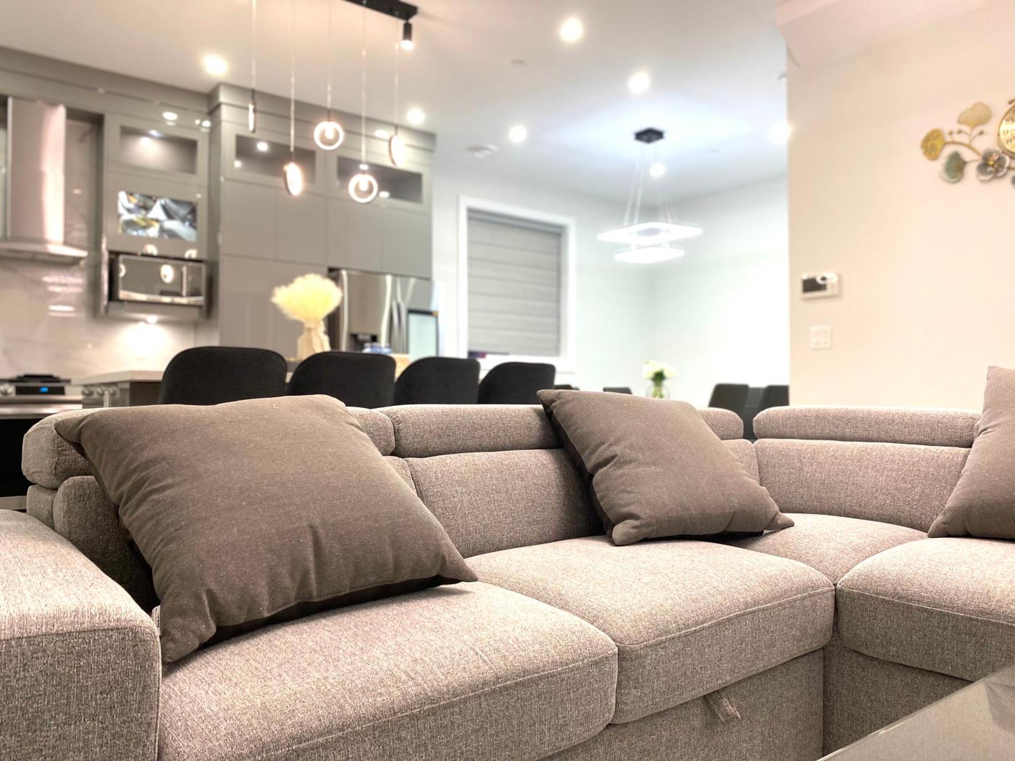 Ferienwohnung Modern And New House Near Pne With Big Garden And Free Parking Vancouver Exterior foto